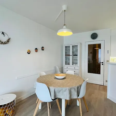 In With 2-terraces Apartment *