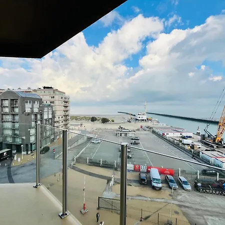 In With 2-terraces Nieuwpoort