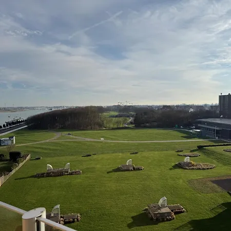 In With 2-terraces Nieuwpoort