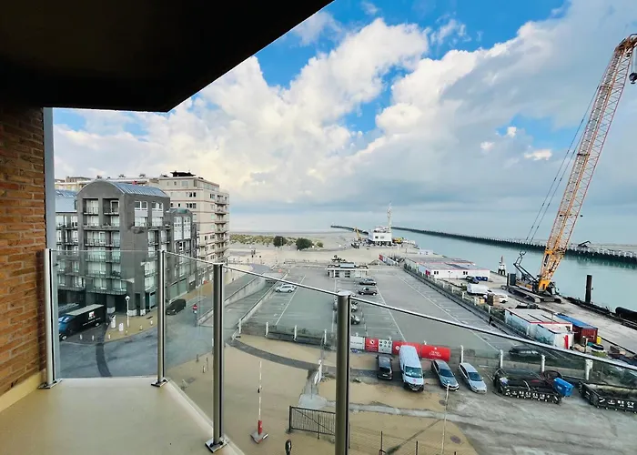 In With 2-terraces Nieuwpoort