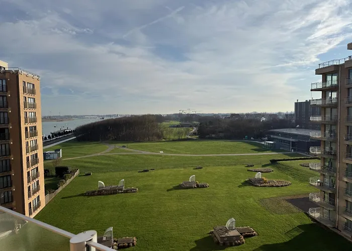 In With 2-terraces Nieuwpoort